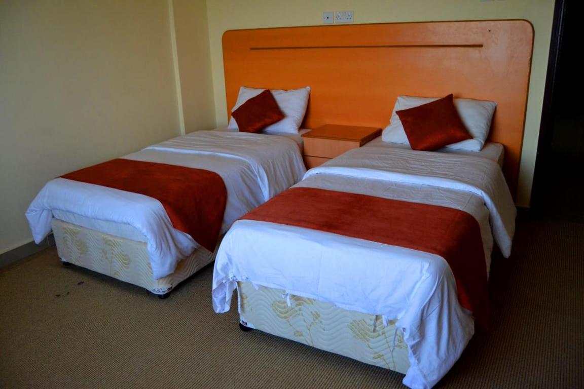 Leading Wings Beach Apartments