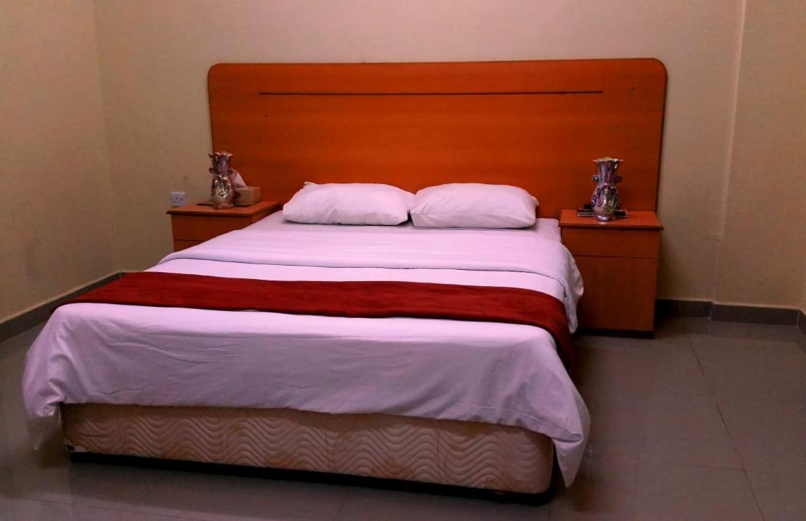 Leading Wings Beach Apartments