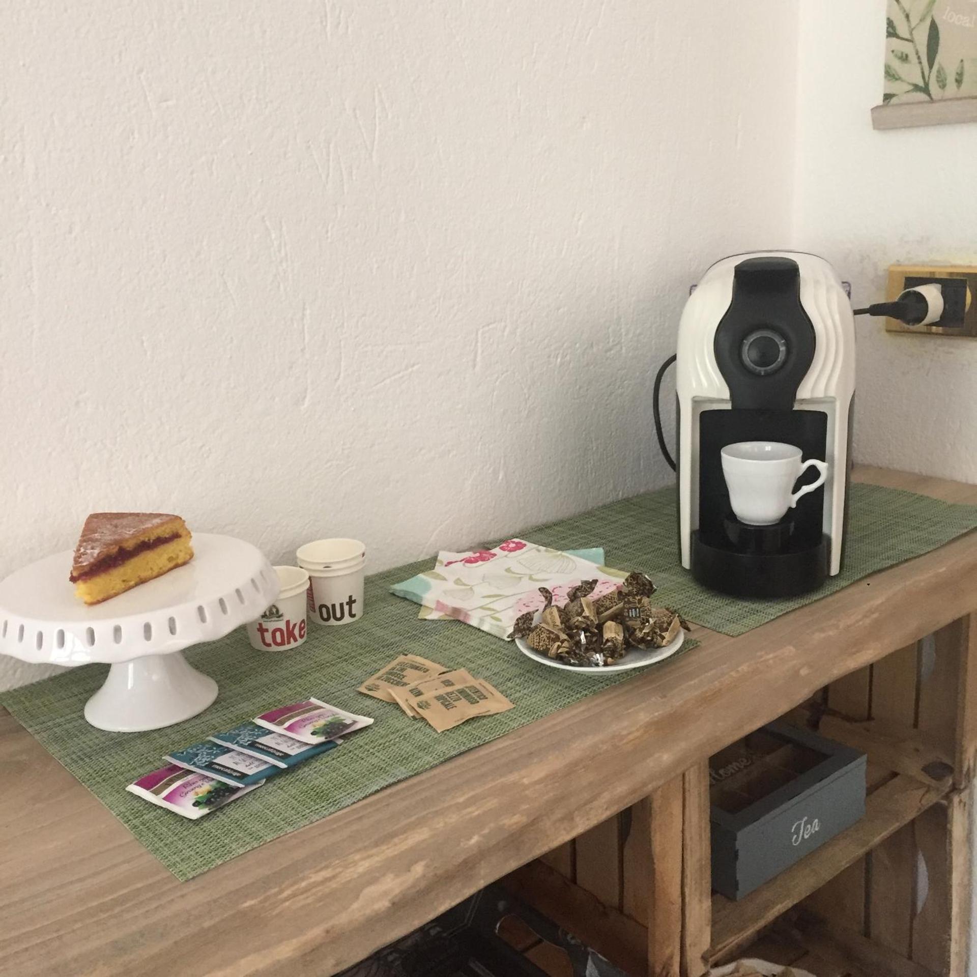 Coffee/tea facilities