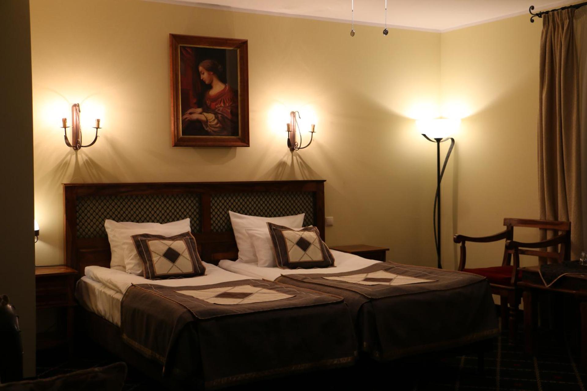 Photo of the whole room