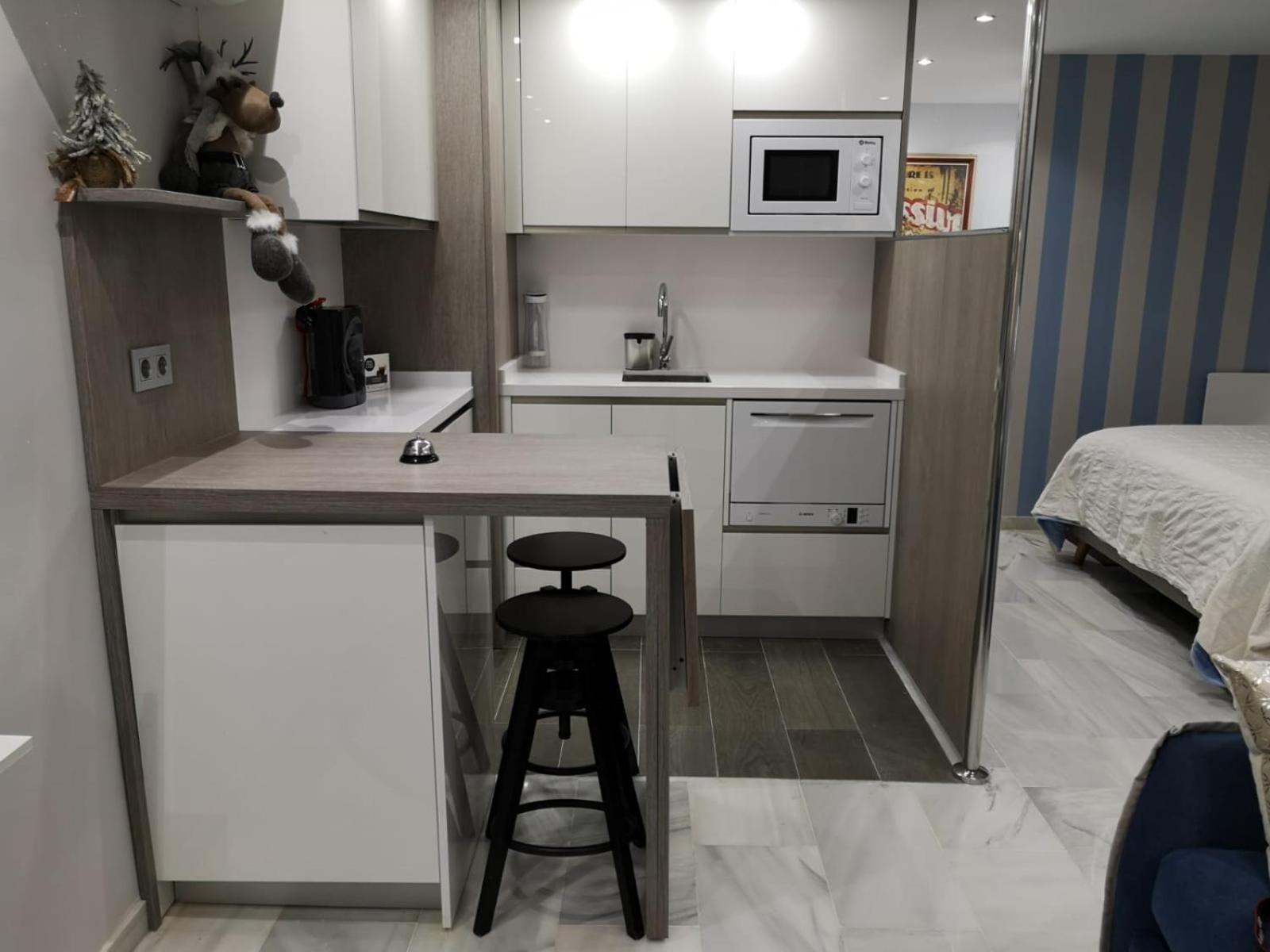 Kitchen or kitchenette