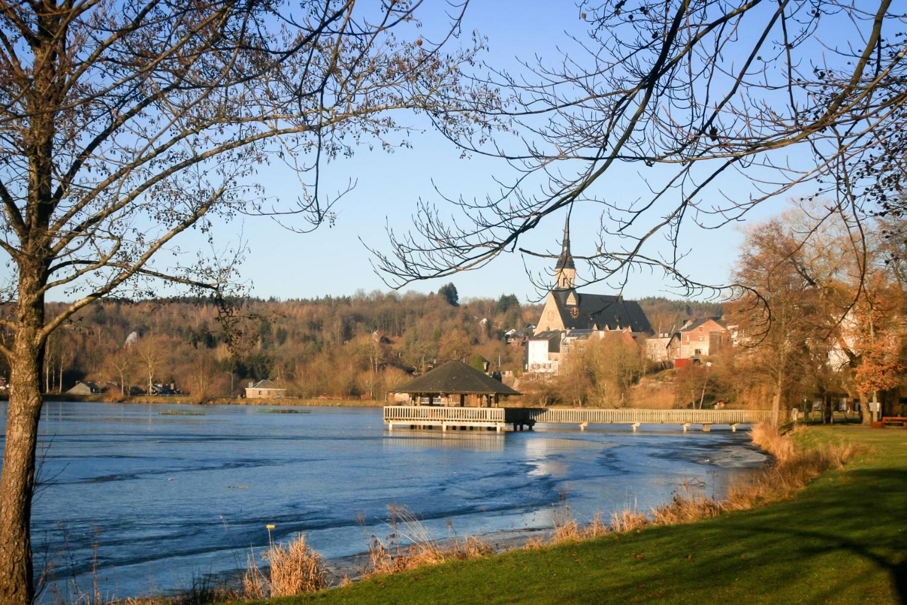 Una finestra sul lago
