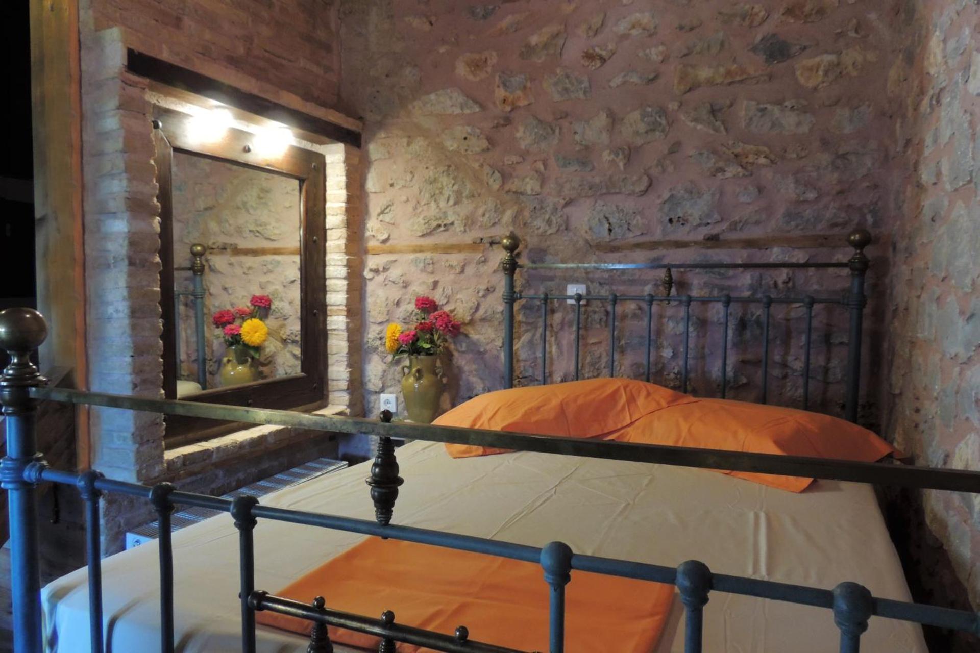 Small Stone Maisonette 1