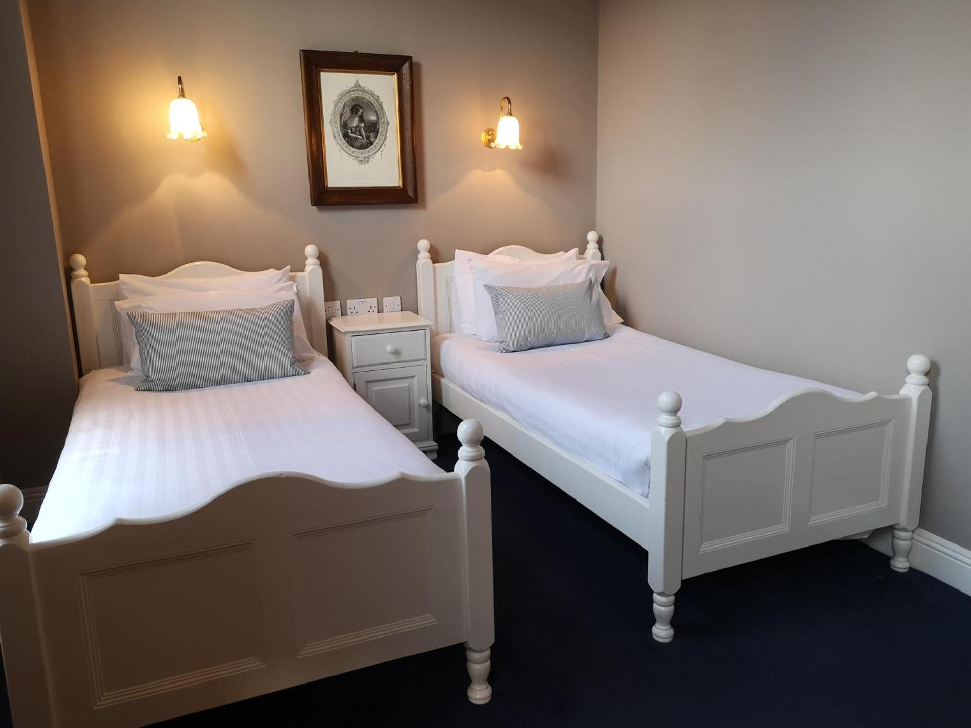 O'Neills Victorian Pub & Townhouse