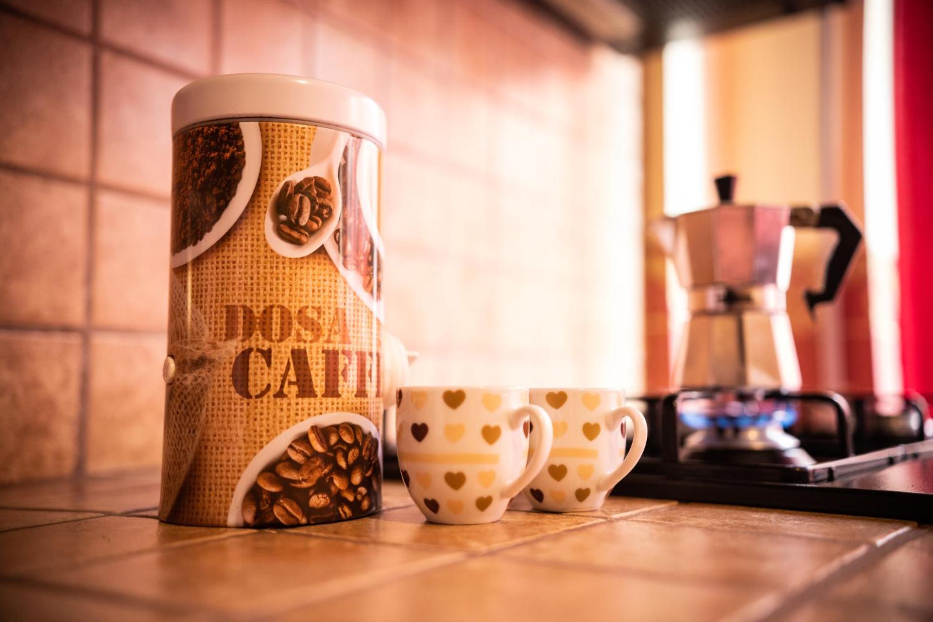 Coffee/tea facilities