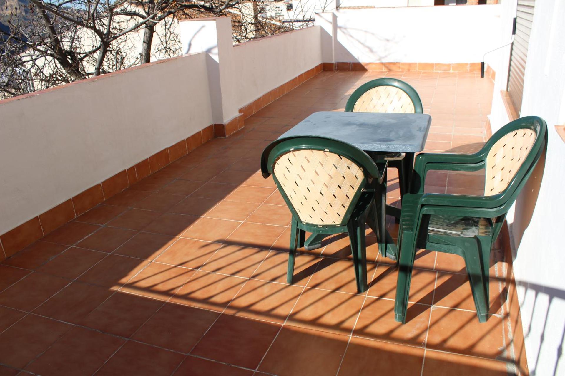 Two-Bedroom Apartment (5 Adults)