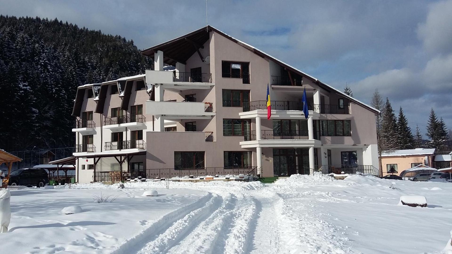 Pensiunea Poiana Soarelui