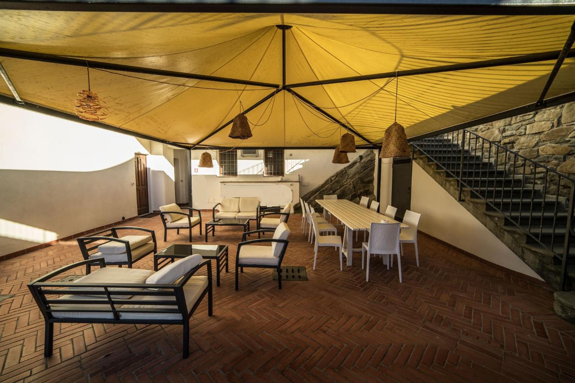 Communal lounge/ TV room