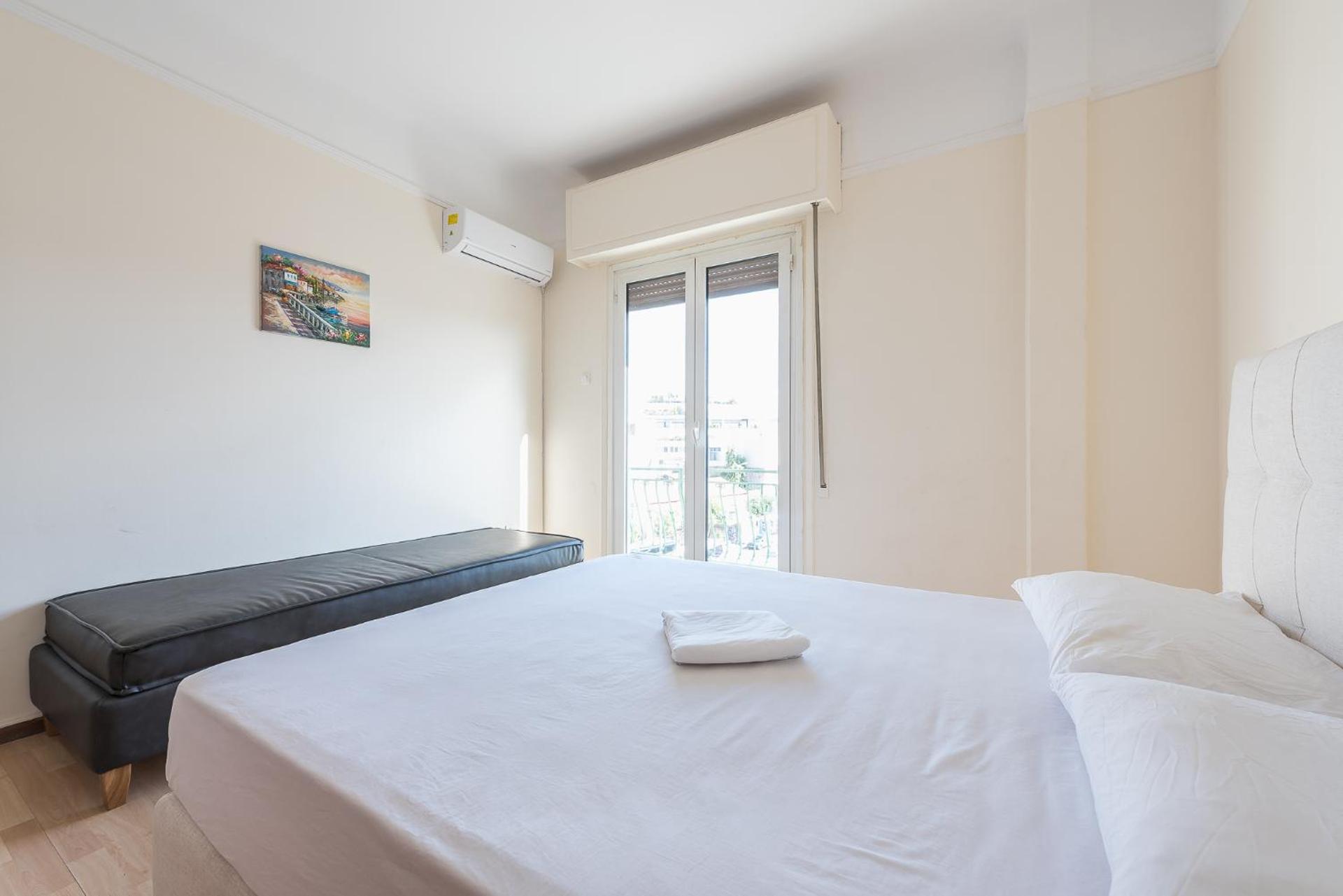 Super Paradise Apartments