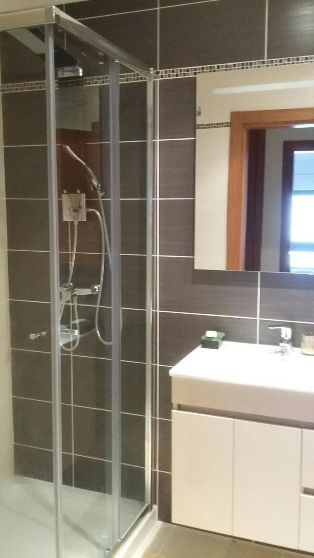 Standard Twin Room with Shared Bathroom