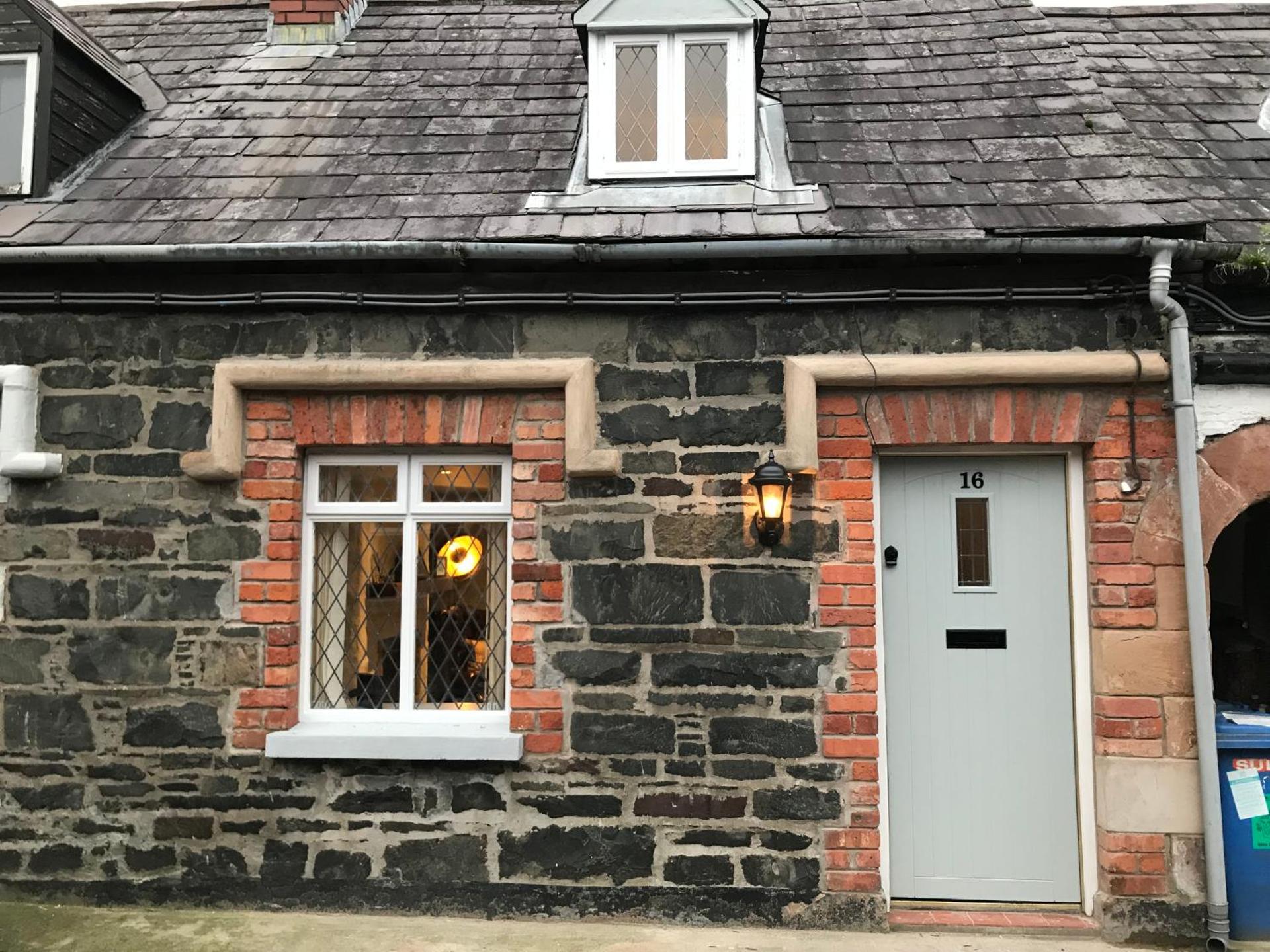 Arthur Street Guest Cottage No16