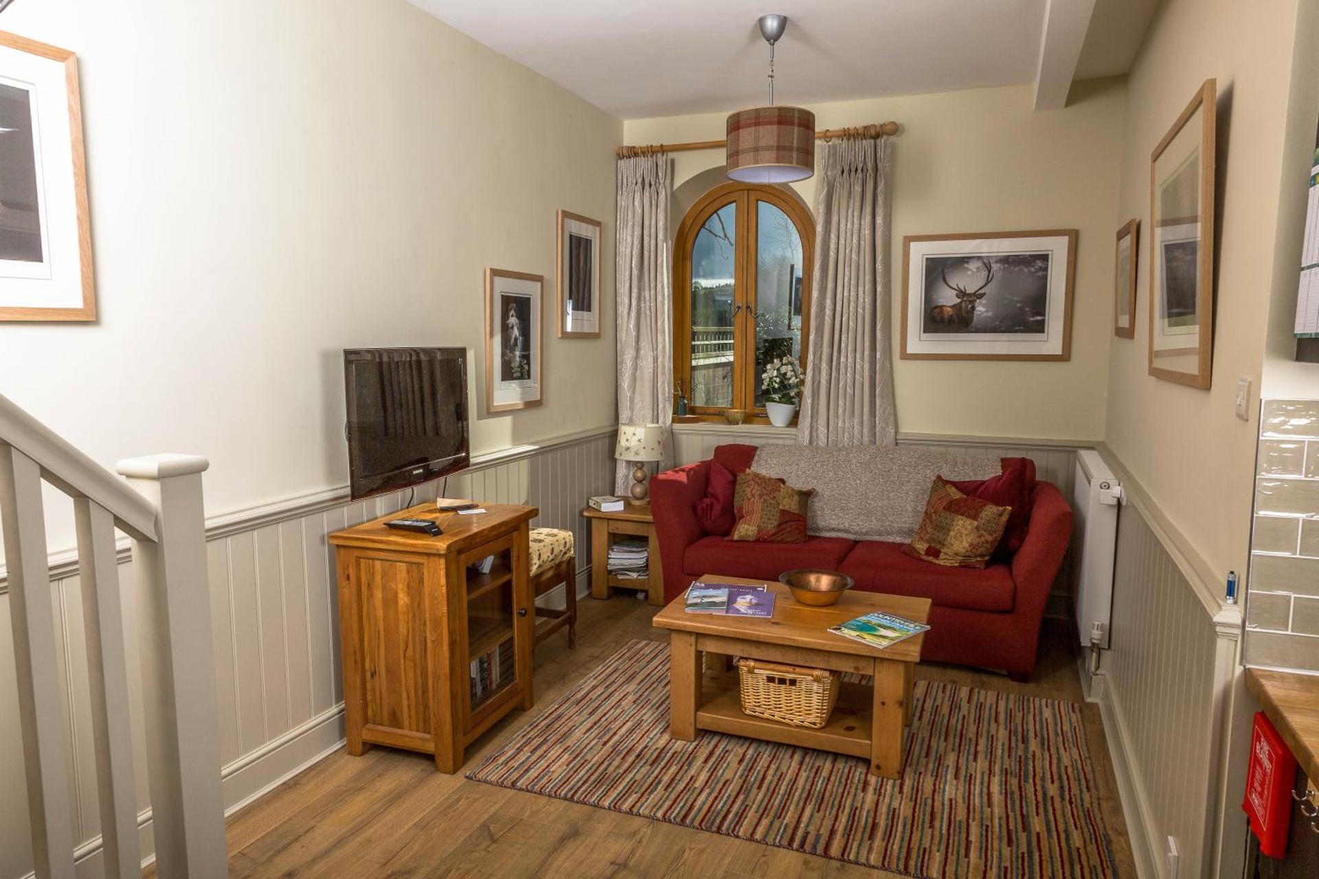 The Dovecote, Stoke Farthing Courtyard