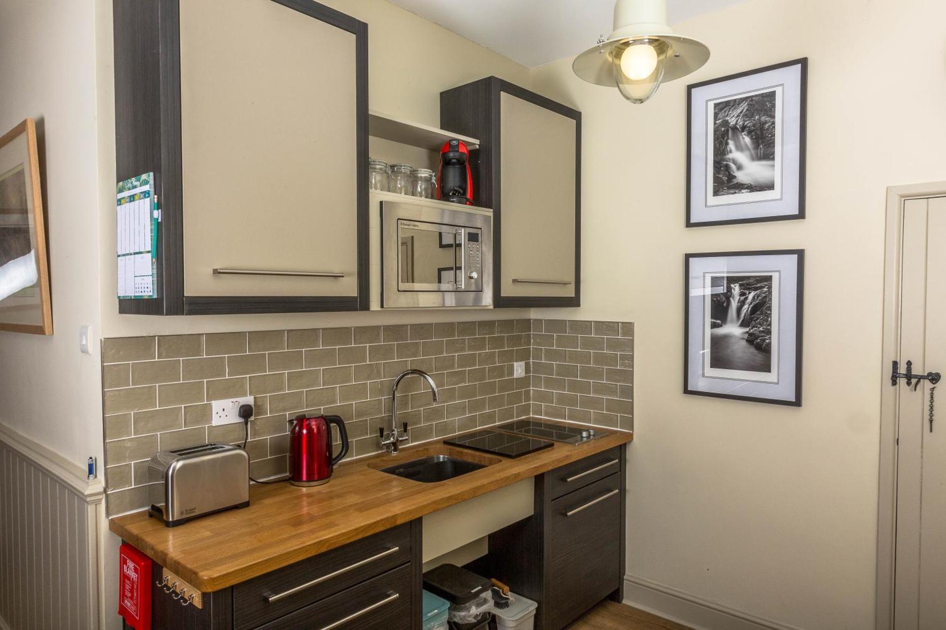 The Dovecote, Stoke Farthing Courtyard