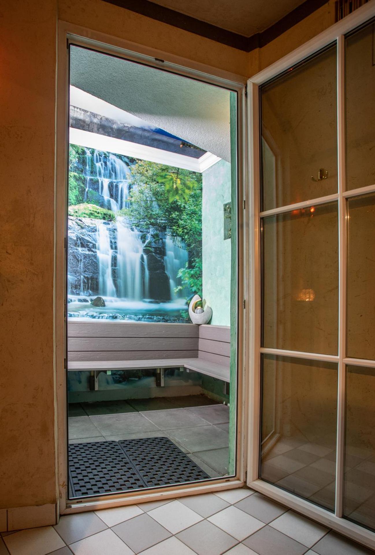 Spa and wellness centre/facilities