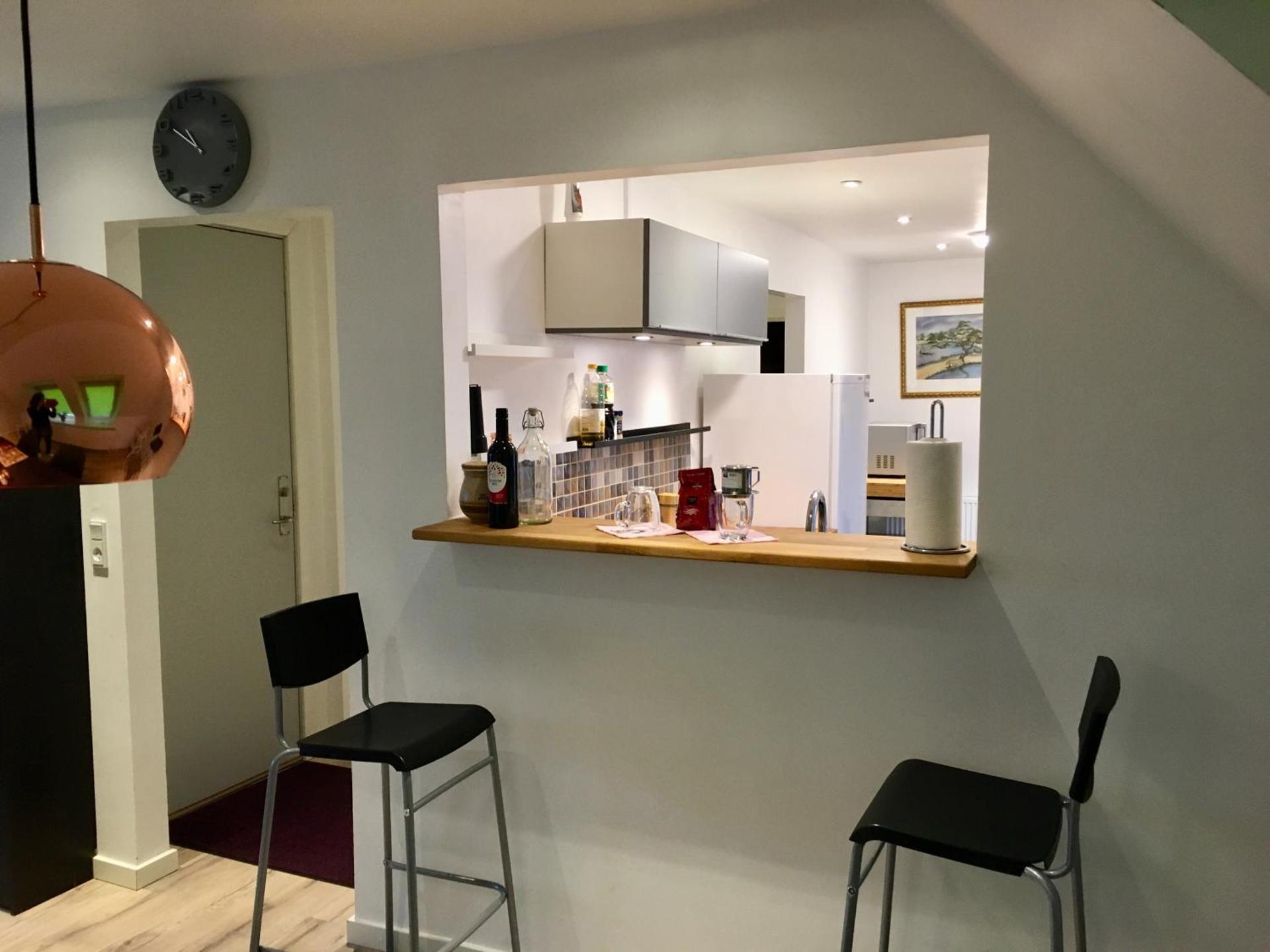 2 BR apartment on walk street