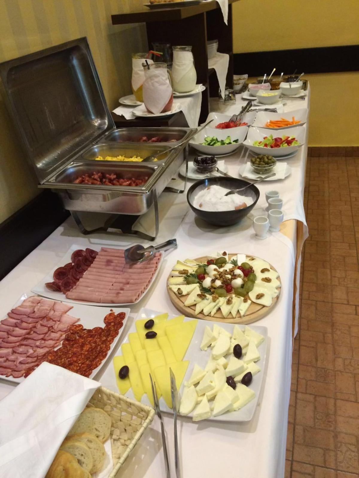 Hotel Les Jardins Carol