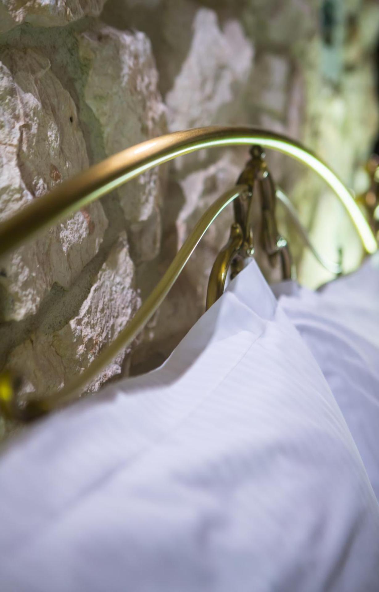 Archontiko Lydia Lithos