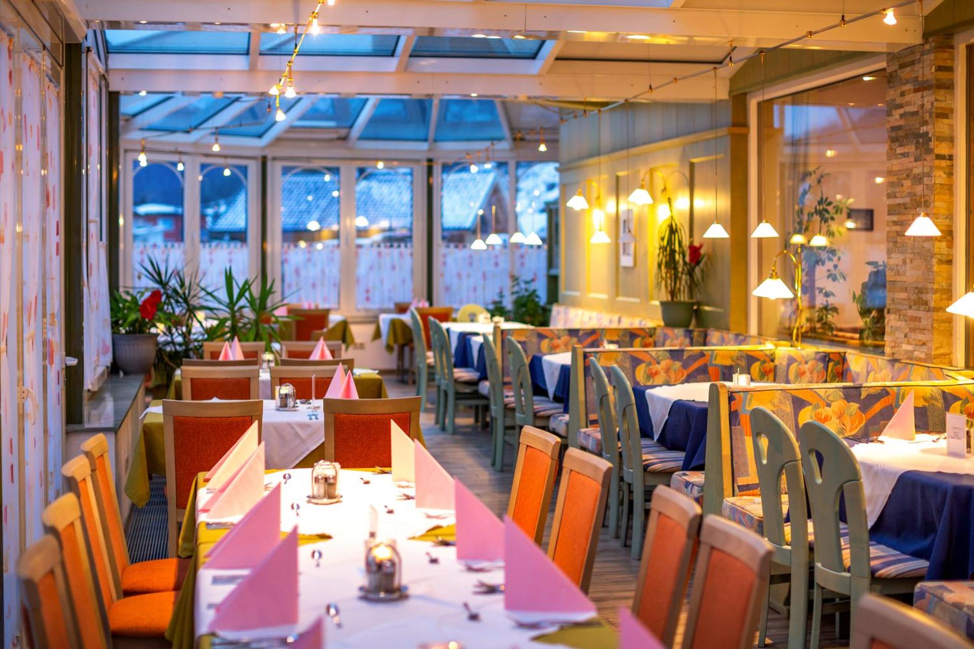 Restaurant/places to eat