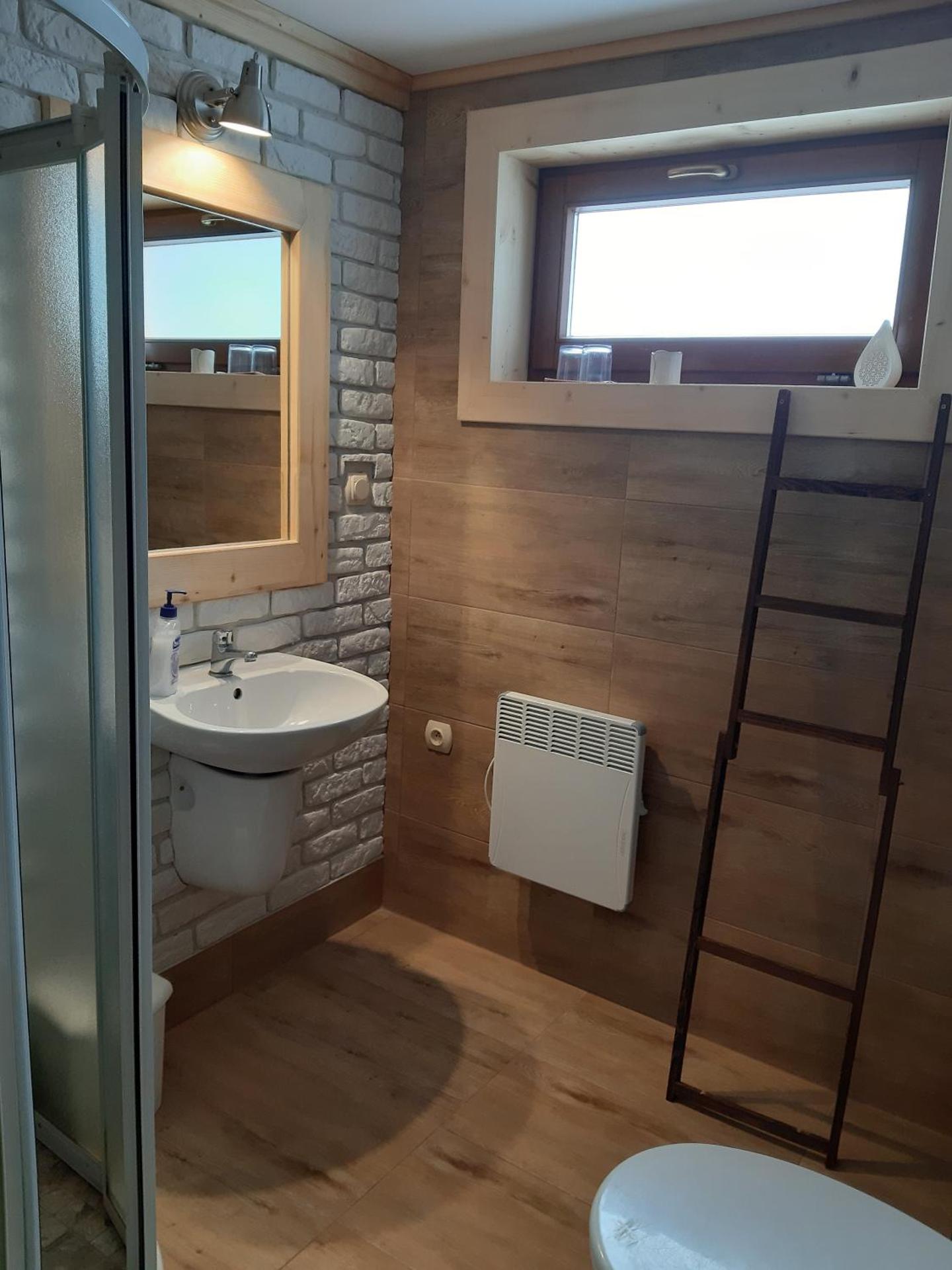 Domki z jacuzzi Pasja I