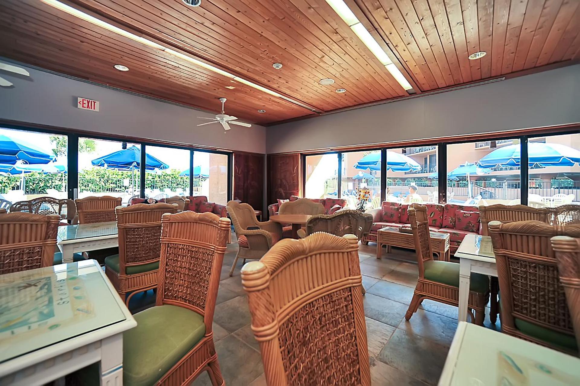 Communal lounge/ TV room