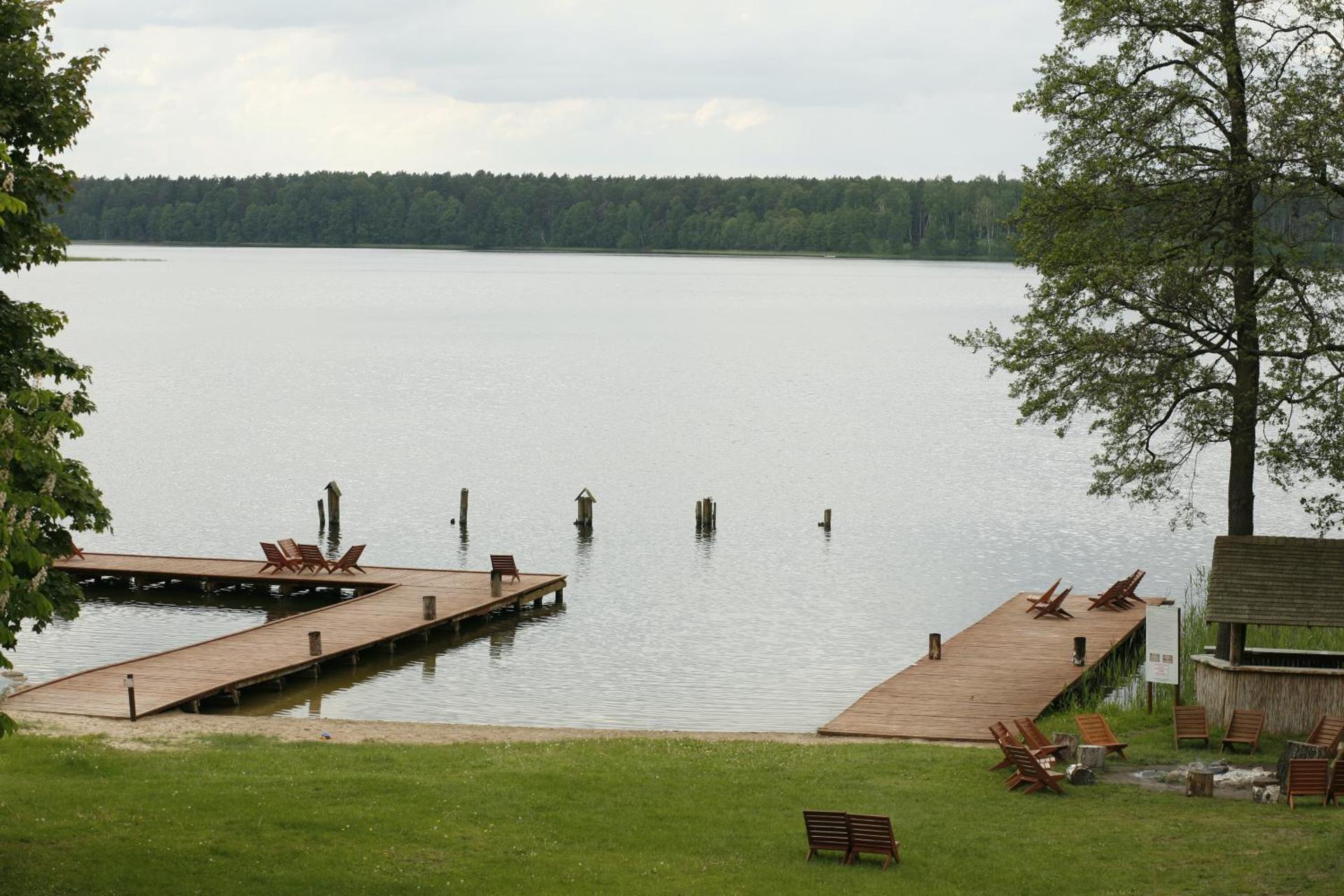 Jabłoń Lake Resort