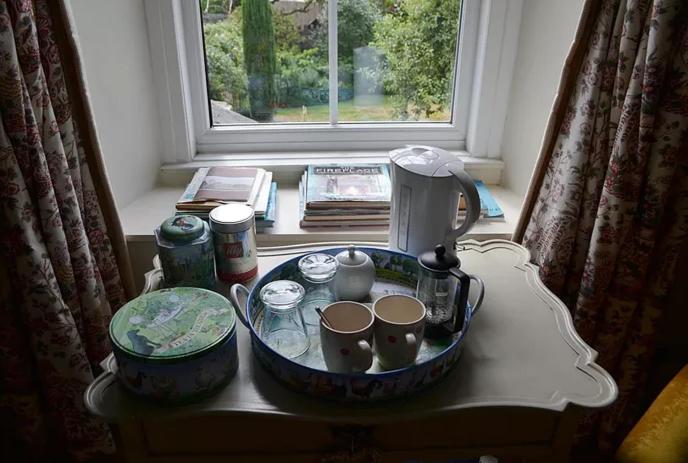 Coffee/tea facilities