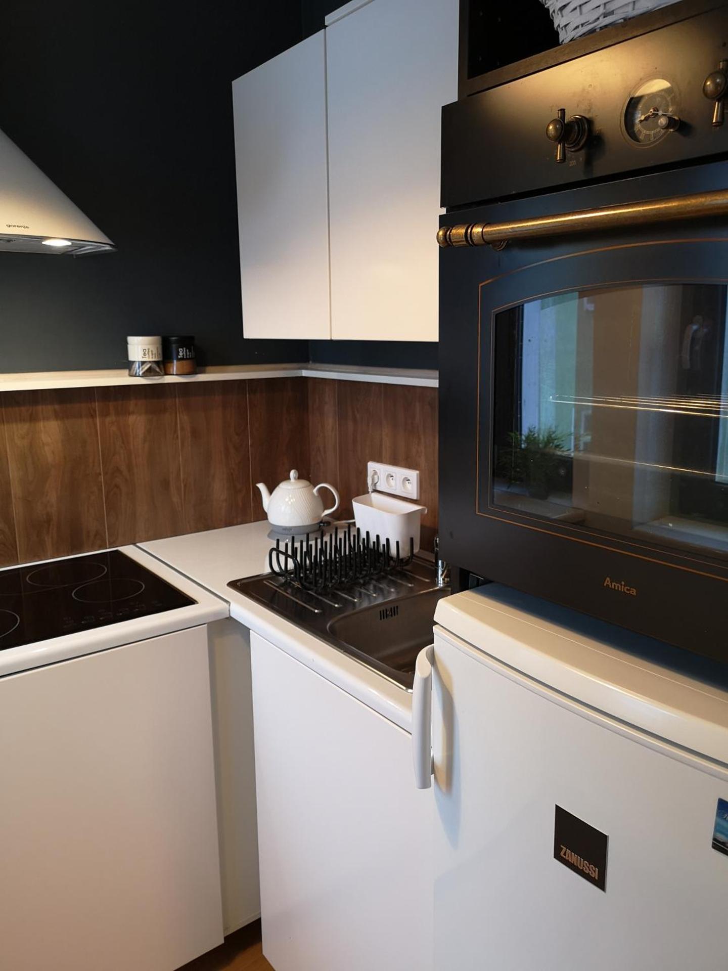 Przytulna Kawalerka w Kamienicy