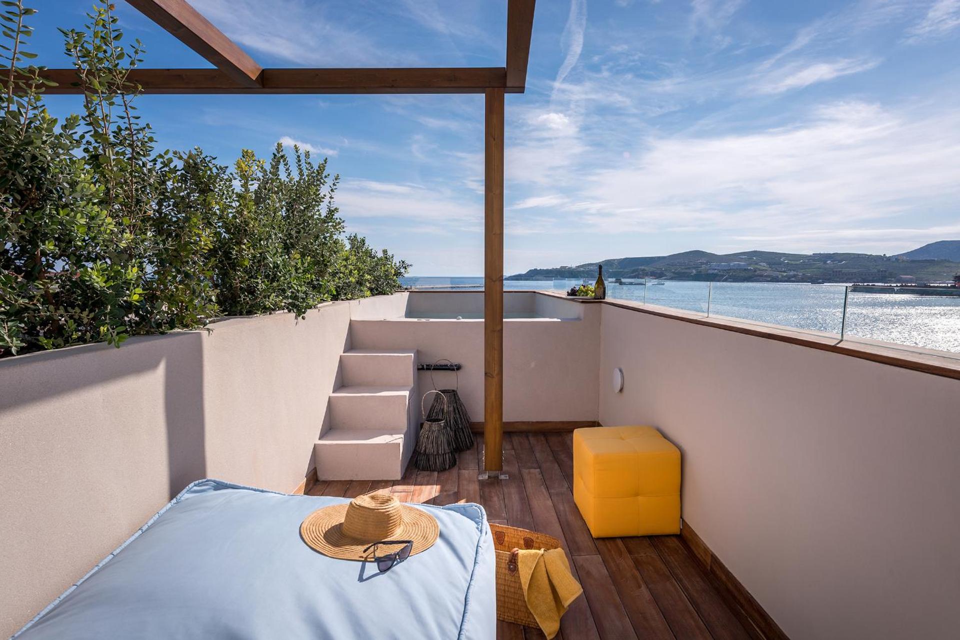 Shapes Luxury Suites