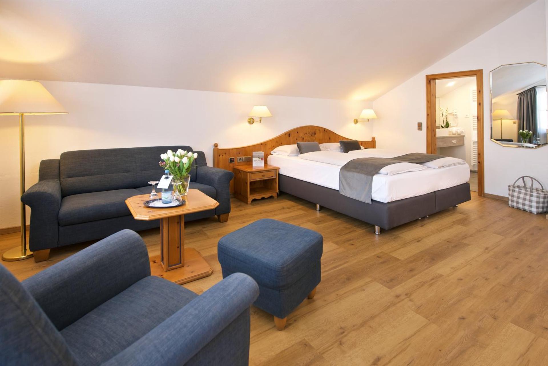 Photo of the whole room