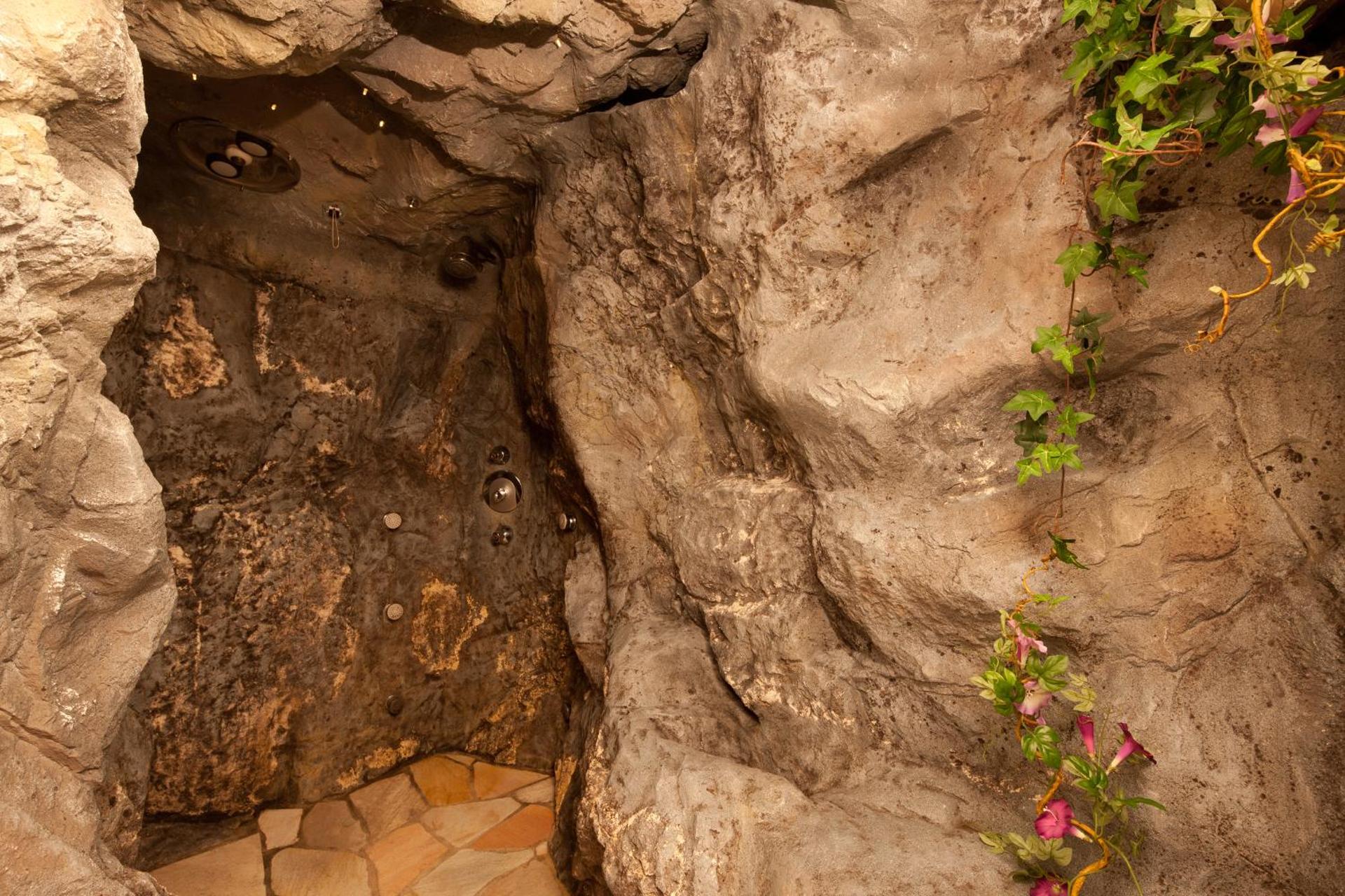 Spa and wellness centre/facilities