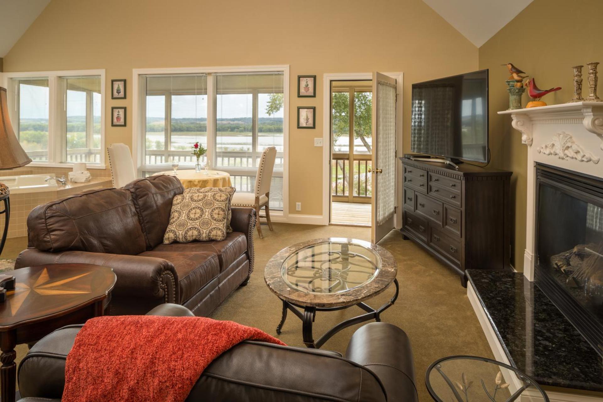 Goldmoor Inn & Resort