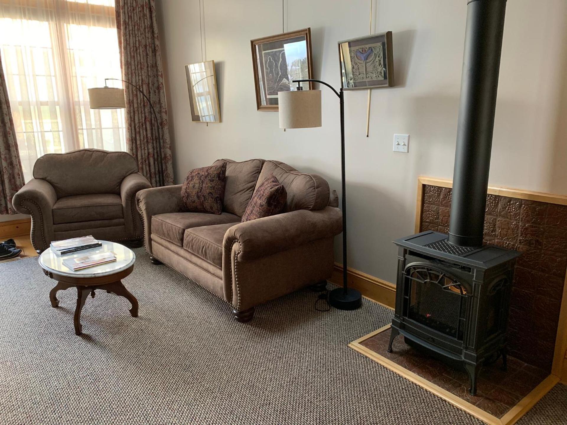 Abe's Spring Street Guest House