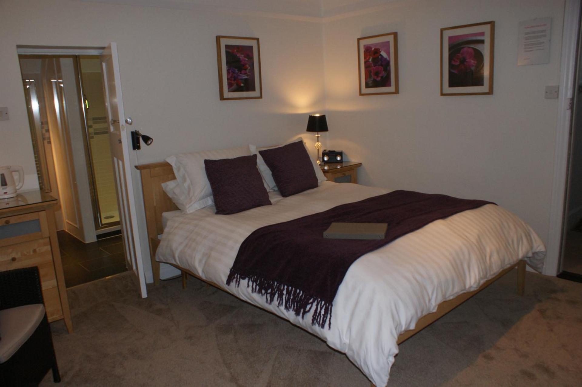 Woodacre B & B