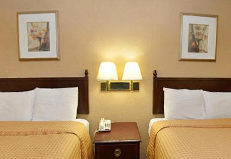 Americas Best Value Inn Smithfield