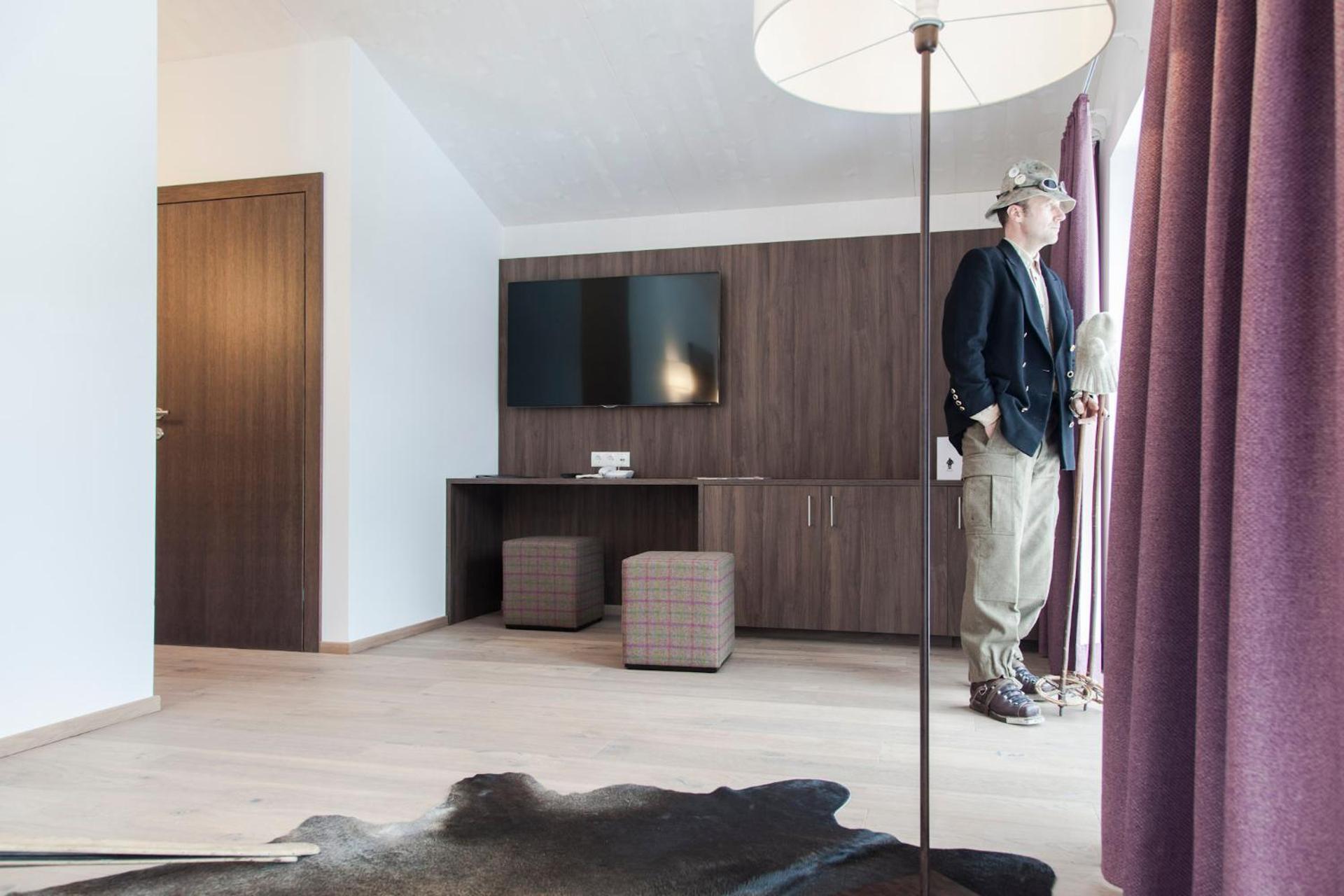 Photo of the whole room