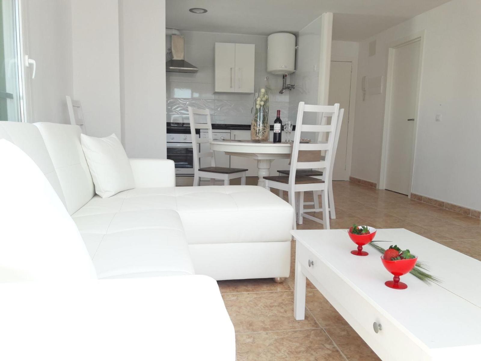 Wonderful, 100 meters from the beach.