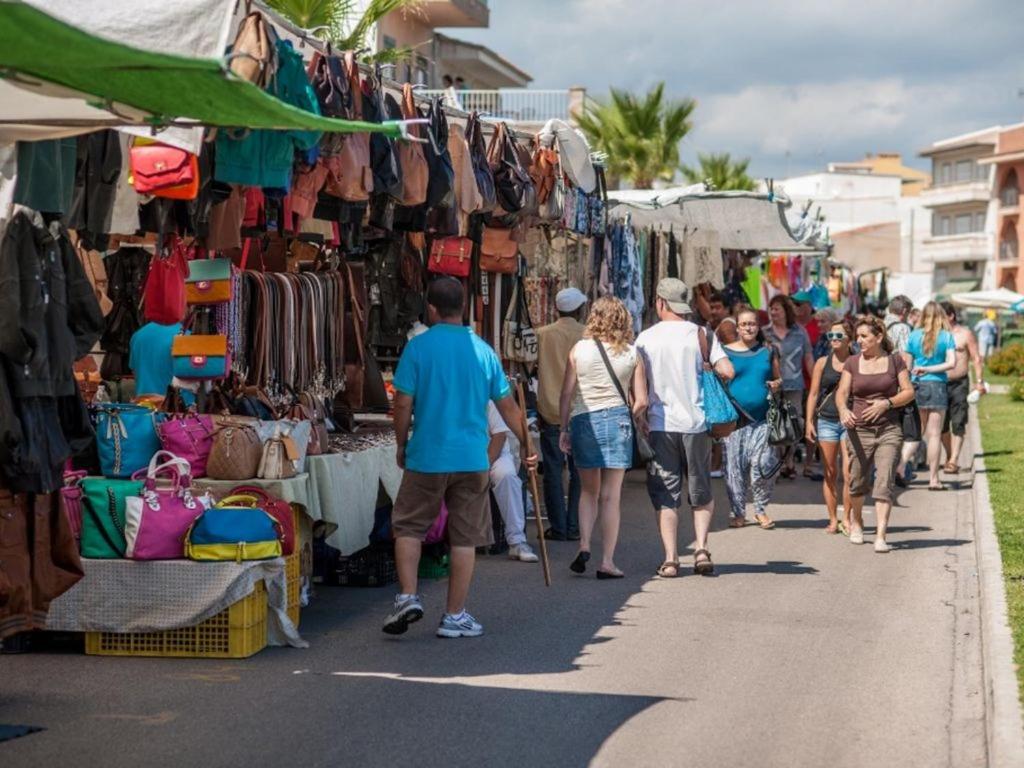 Wonderful, 100 meters from the beach.