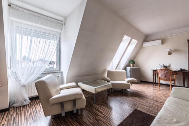 Wzgórze Toskanii Conferences & Restaurant