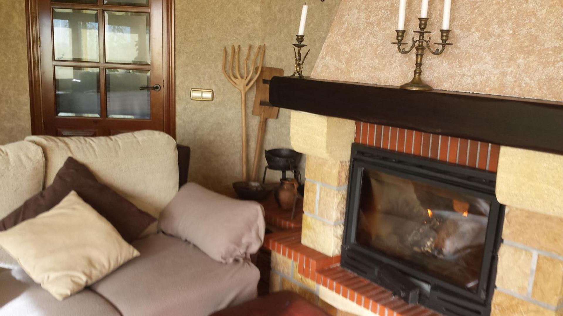 Communal lounge/ TV room