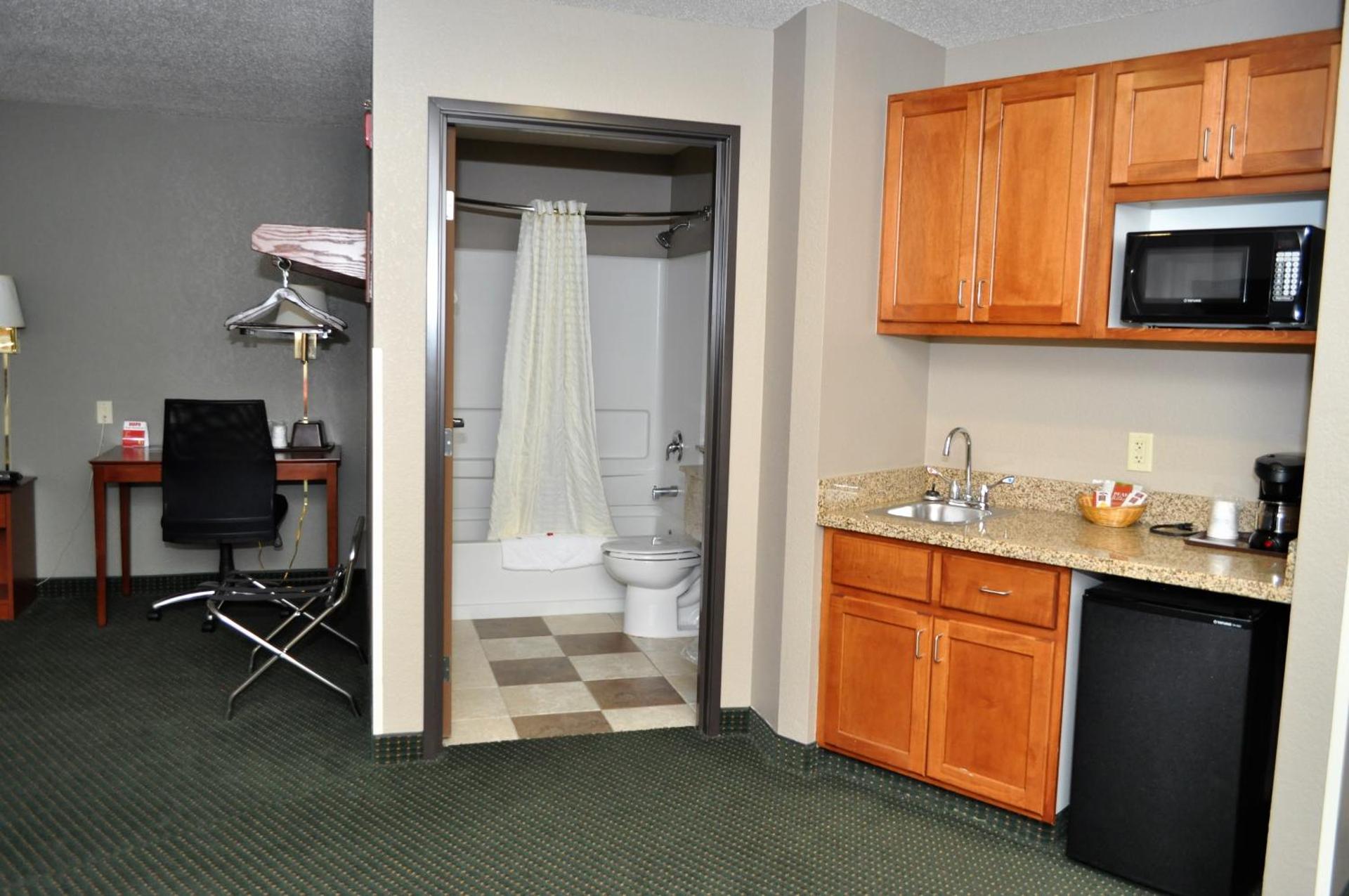 King Studio Suite - Non-Smoking