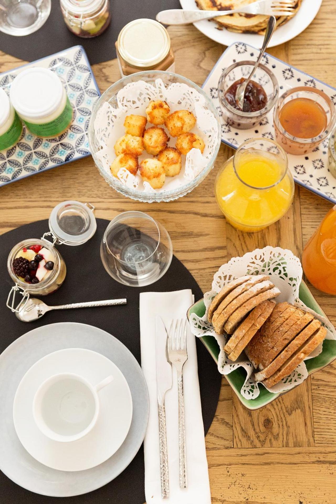 Continental breakfast