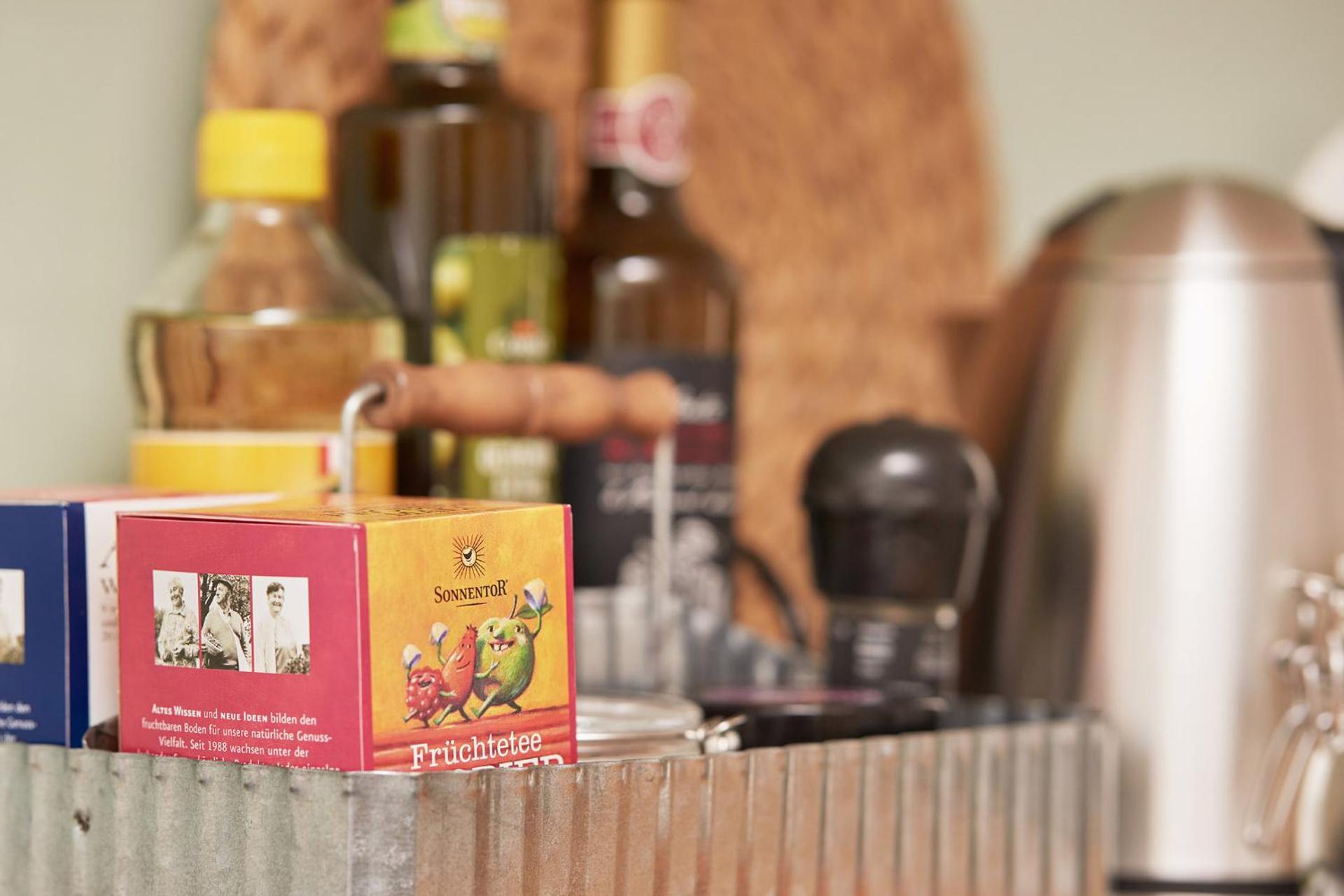 Coffee/tea facilities