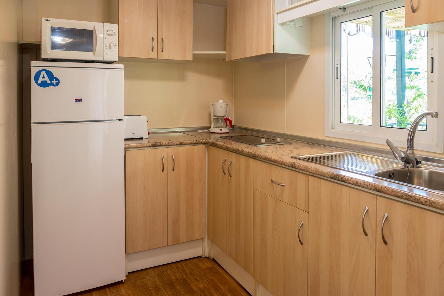 Kitchen or kitchenette