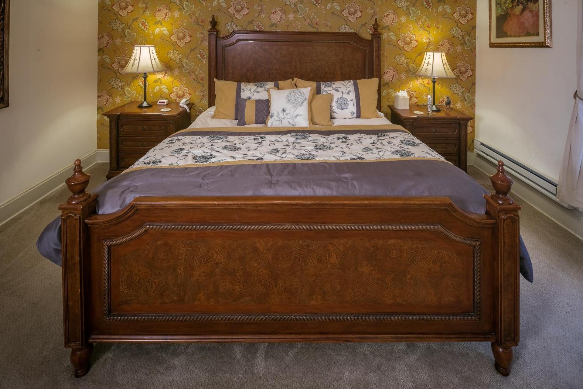 Uncle Gilbert Room 3