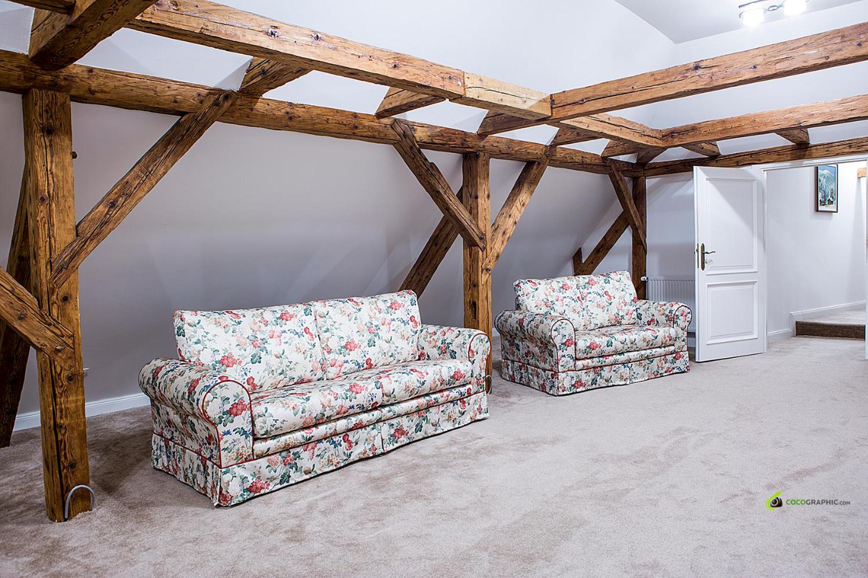 Attic Apartment 3*** (2-4 Adults)