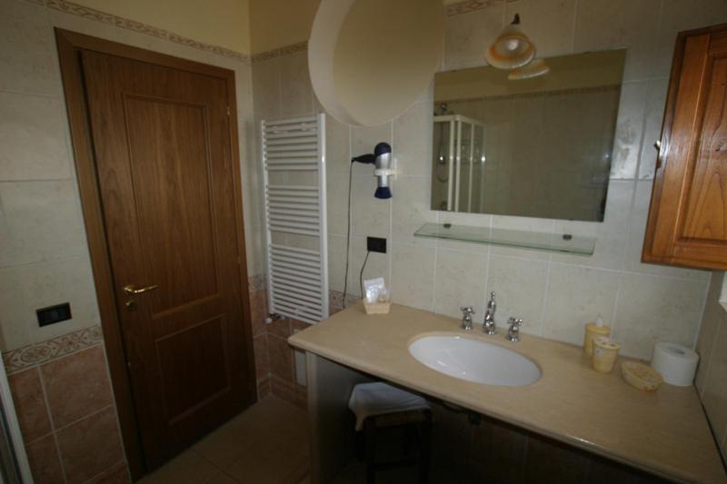 Tavernola - Locanda Di Campagna