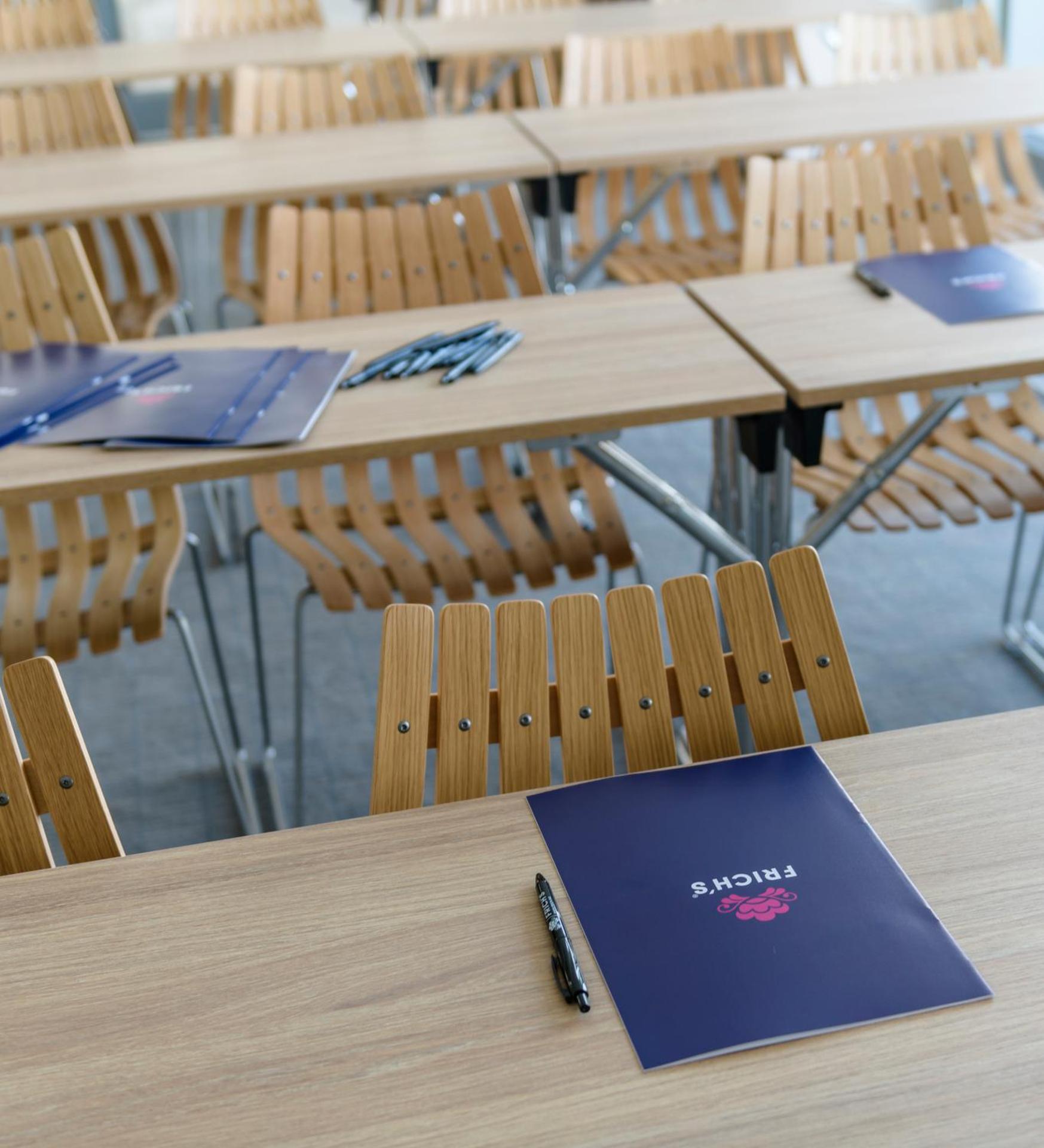 Meeting/conference room