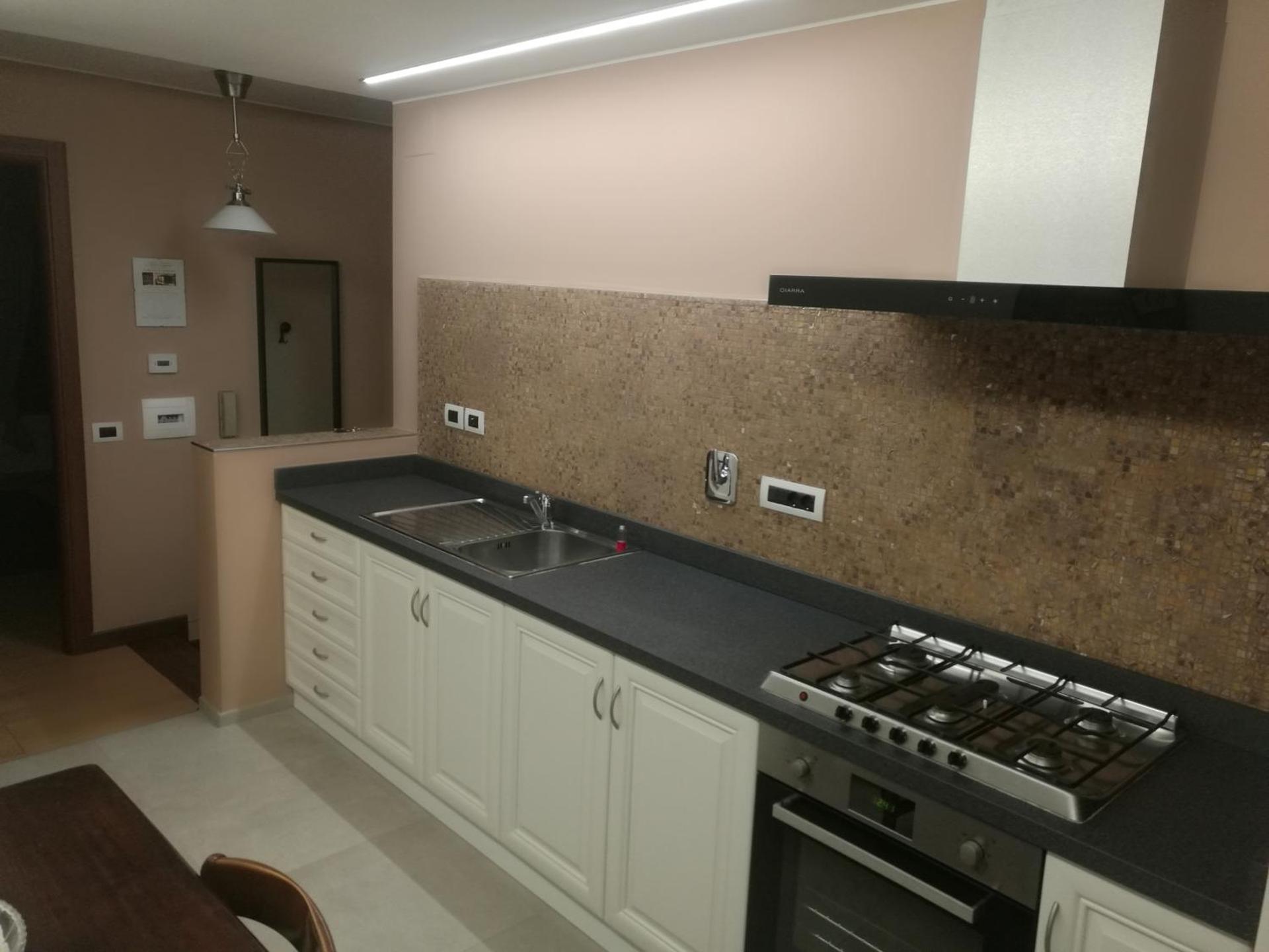 One-Bedroom Apartment - Annex