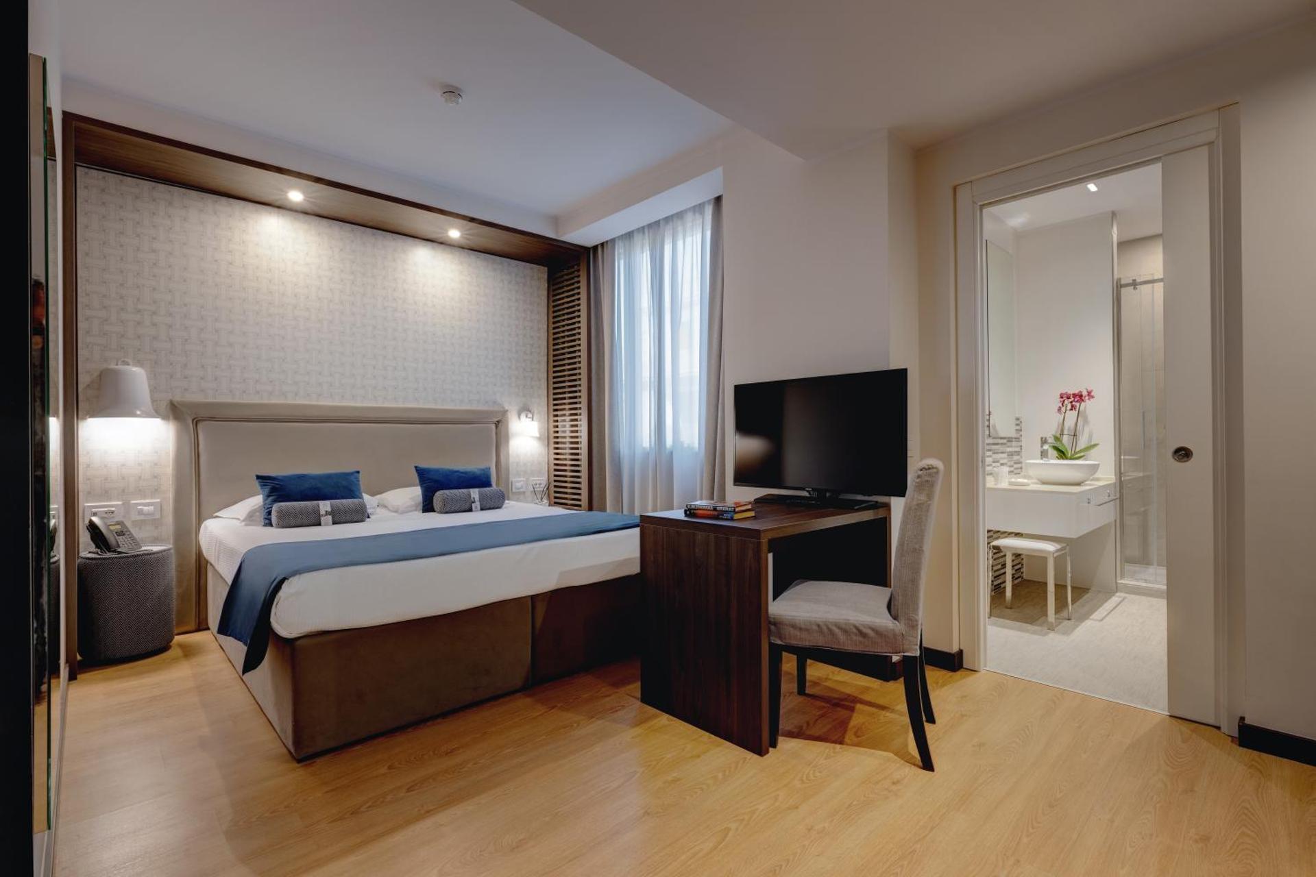 Superior Triple Room