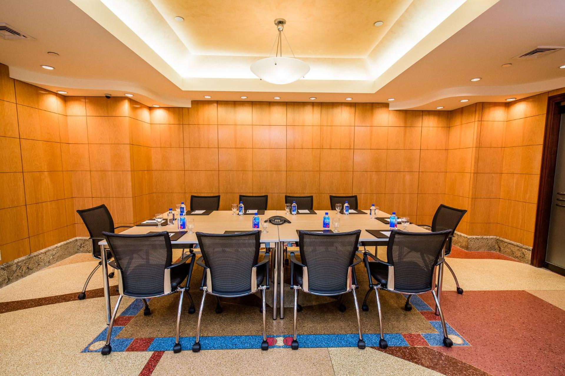 Meeting/conference room